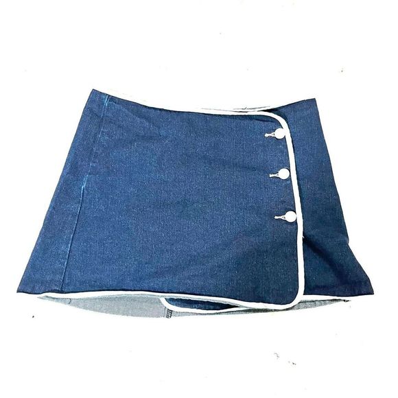 Urban Outfitters Dresses & Skirts - BDG Urban‎ Outfitters Navy blue denim mini skirt with white trim size M